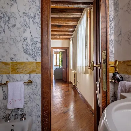 Casa Dell'albero البندقية